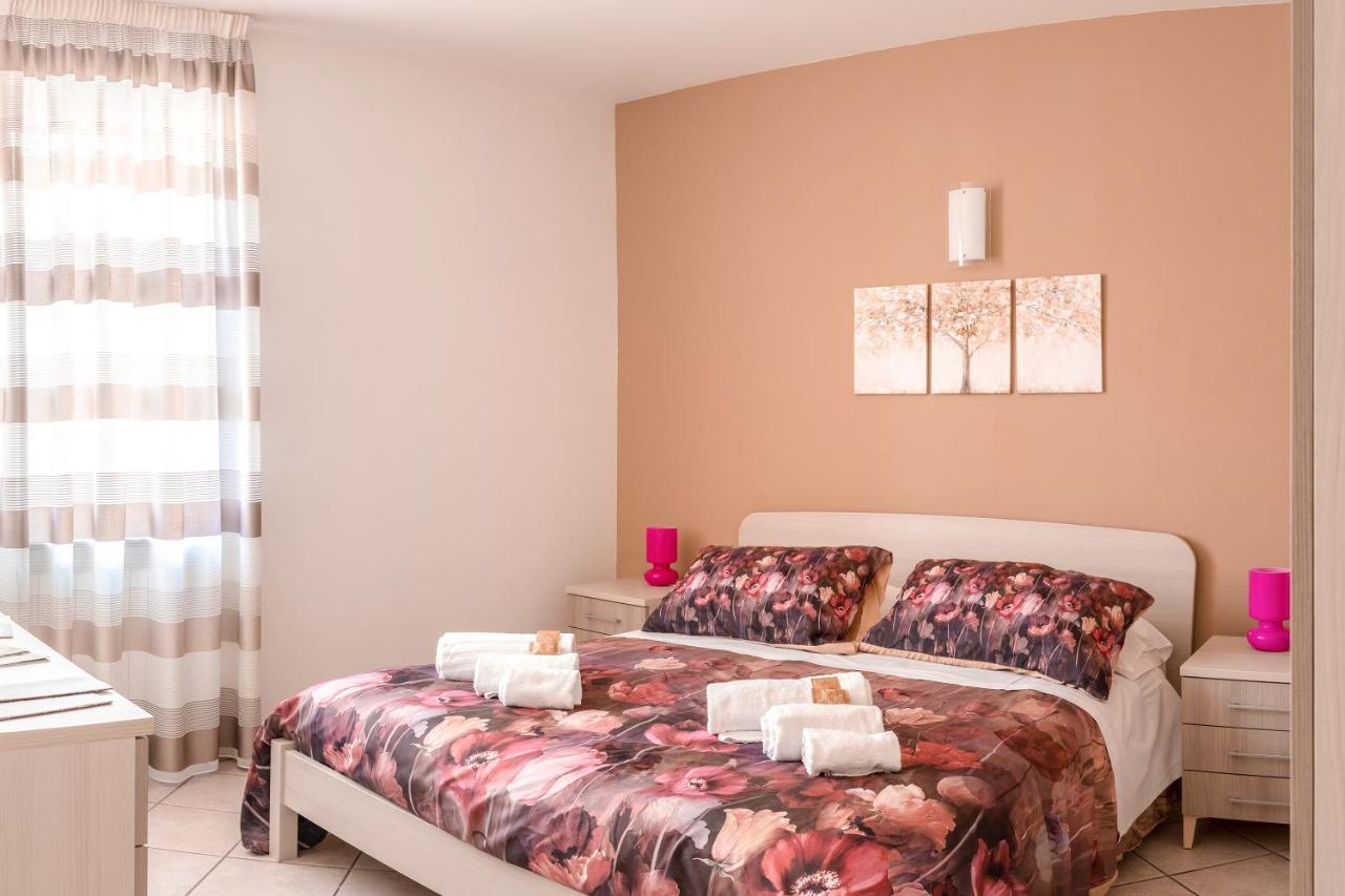 Appartement A 2 Passi Da Alba With 6 Beds à Rodello Extérieur photo